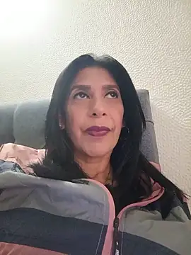 Snapshot of Samantha01_Rosse01 chatting on May 28, 2026, 7:09 pm Samantha01 Rosse01 online show from May 28, 2026, 7:09 pm