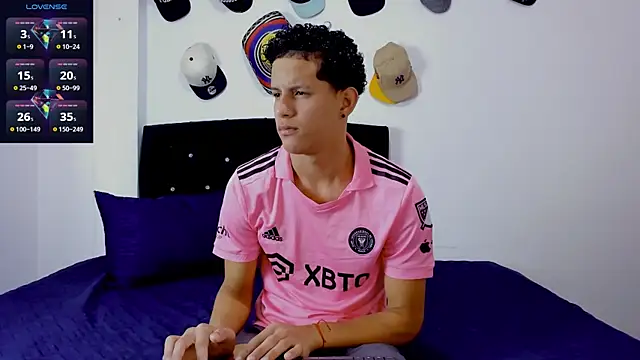 theo bigcock  online show from July 17, 2026, 7:00 pm