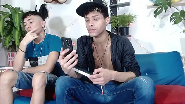 STRANGER BOYS online show from May 29, 2026, 10:16 pm