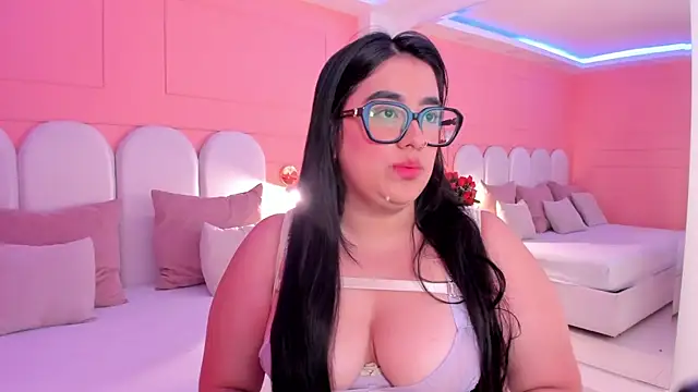 Snapshot of maite_graay chatting on July 16, 2026, 12:13 pm maite graay online show from July 16, 2026, 12:13 pm
