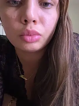 Snapshot of melamorim24 chatting on June 1, 2026, 2:01 am melamorim24 online show from June 1, 2026, 2:01 am