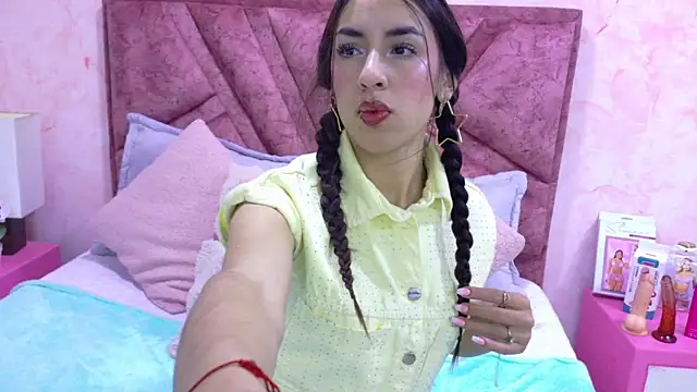 Emily Velvet69  online show from June 1, 2026, 11:54 am