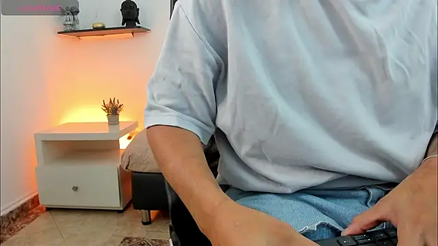 Snapshot of DamianBlazze chatting on May 31, 2026, 6:09 pm DamianBlazze online show from May 31, 2026, 6:09 pm