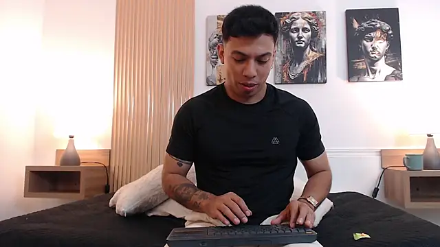 Diego salvatore online show from June 17, 2026, 5:56 pm