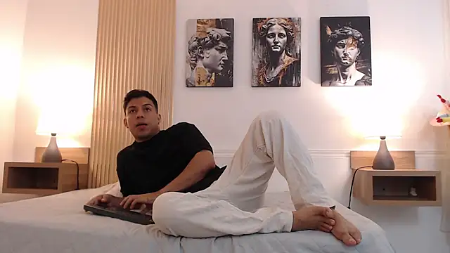Diego salvatore online show from July 7, 2026, 2:42 pm