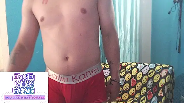 Snapshot of MrKingsaintx chatting on July 6, 2026, 12:39 am MrKingsaintx online show from July 6, 2026, 12:39 am