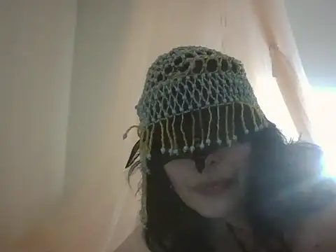 Nyx Nuit online show from June 8, 2026, 11:49 pm