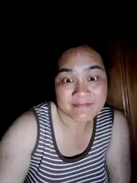 Snapshot of Omg_lyly chatting on June 1, 2026, 2:17 pm Omg lyly online show from June 1, 2026, 2:17 pm