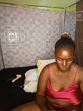 Snapshot of Shanonshanel chatting on July 8, 2026, 5:24 pm Shanonshanel online show from July 8, 2026, 5:24 pm