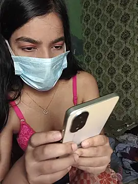 Snapshot of love_kaur chatting on July 2, 2026, 4:40 am love kaur online show from July 2, 2026, 4:40 am