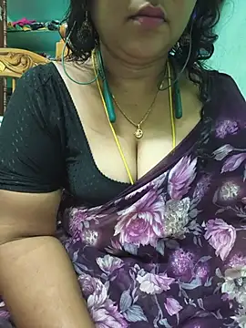 Tamil-kaviya98 online show from June 24, 2026, 5:44 pm