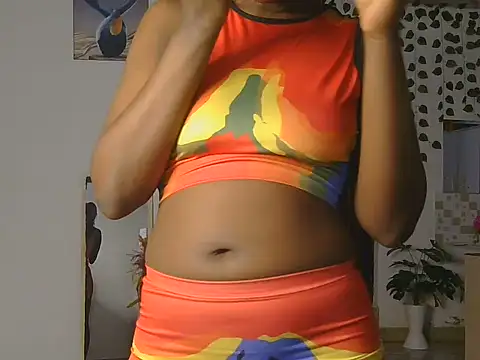 Snapshot of Skyy_Brown chatting on June 25, 2026, 10:59 pm Skyy Brown online show from June 25, 2026, 10:59 pm