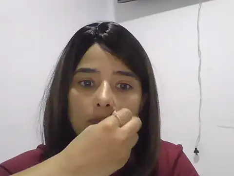 Snapshot of micaelamoreno18 chatting on July 18, 2026, 6:05 pm micaelamoreno18 online show from July 18, 2026, 6:05 pm