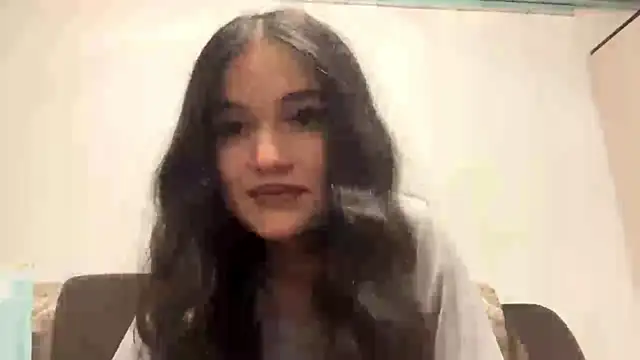 Snapshot of LisetteParajon chatting on May 30, 2026, 4:12 pm LisetteParajon online show from May 30, 2026, 4:12 pm