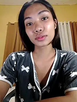 Snapshot of Itsbabytira chatting on July 14, 2026, 2:16 am Itsbabytira online show from July 14, 2026, 2:16 am