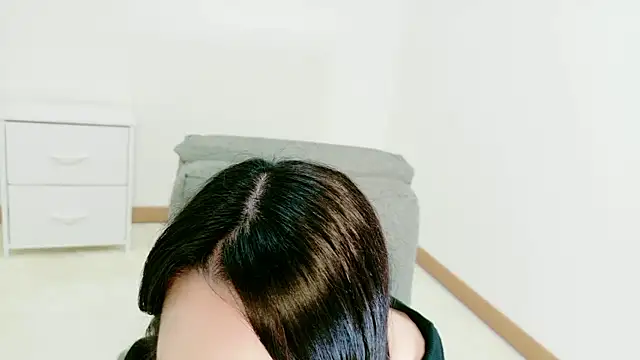 Snapshot of Hikari__o00 chatting on June 1, 2026, 2:34 am Hikari o00 online show from June 1, 2026, 2:34 am