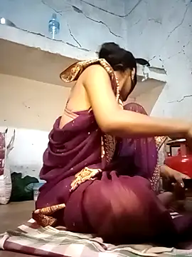 Madhuri-singh88 online show from June 10, 2026, 3:24 pm
