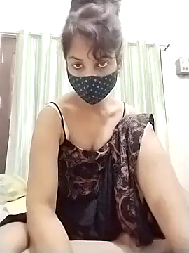 cutieNancy89 online show from June 24, 2026, 10:18 pm