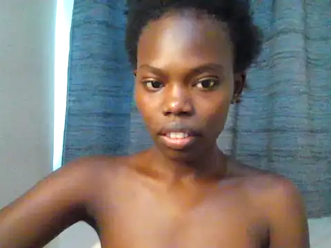 Snapshot of Sweet_quincy chatting on June 29, 2026, 10:26 am Sweet quincy online show from June 29, 2026, 10:26 am