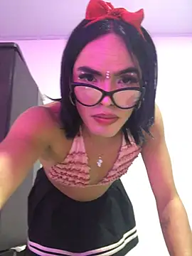 Snapshot of Kitty-love-sexy chatting on August 1, 2026, 3:04 am Kitty-love-sexy online show from August 1, 2026, 3:04 am