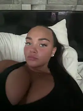 Snapshot of MaddisonWhitex chatting on May 30, 2026, 7:41 pm MaddisonWhitex online show from May 30, 2026, 7:41 pm