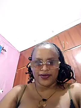 Snapshot of Melissafacts chatting on July 12, 2026, 11:33 am Melissafacts online show from July 12, 2026, 11:33 am