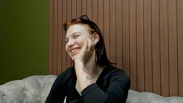 Snapshot of Nora_Finch chatting on May 28, 2026, 12:11 pm Nora Finch online show from May 28, 2026, 12:11 pm