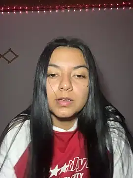 YunaSky online show from June 12, 2026, 1:58 am