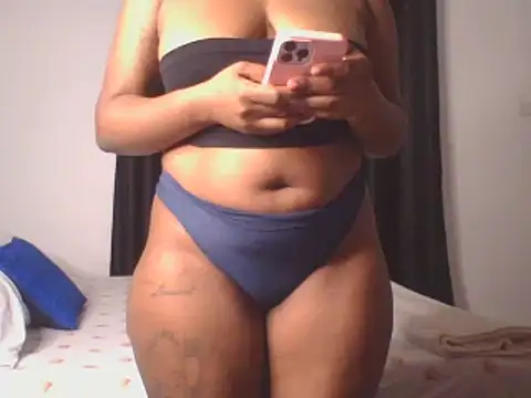 Snapshot of Miss_peachy chatting on June 15, 2026, 2:12 am Miss peachy online show from June 15, 2026, 2:12 am