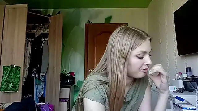 Snapshot of NorineGressett chatting on June 9, 2026, 3:02 pm NorineGressett online show from June 9, 2026, 3:02 pm