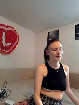 Snapshot of Lia_hase chatting on June 23, 2026, 6:44 am Lia hase online show from June 23, 2026, 6:44 am