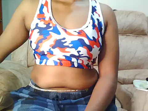 Lightandsweetdoll online show from May 29, 2026, 1:28 pm