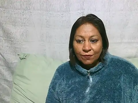 Snapshot of IndianSexyMilf69 chatting on June 10, 2026, 5:08 am IndianSexyMilf69 online show from June 10, 2026, 5:08 am