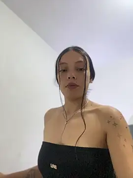 NIKA530 online show from July 16, 2026, 1:52 pm