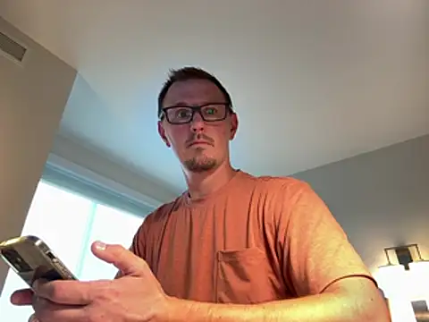 Hardpaul85 online show from June 22, 2026, 10:51 pm