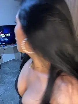 Caro Mildrey online show from June 10, 2026, 2:35 am