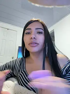 Caro Mildrey online show from July 10, 2026, 4:56 am