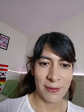 YanaSoHot online show from July 16, 2026, 1:02 am