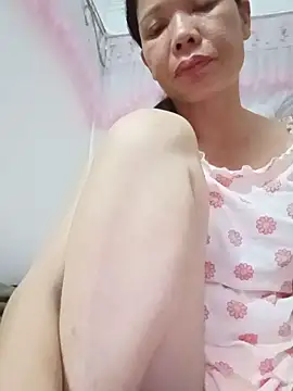 Snapshot of -Maya-a chatting on June 18, 2026, 1:27 pm -Maya-a online show from June 18, 2026, 1:27 pm