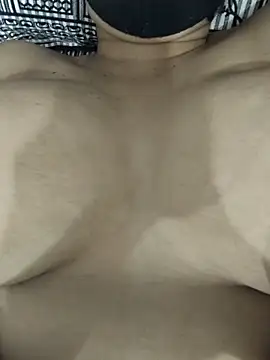 Snapshot of Student_girl76 chatting on July 11, 2026, 4:35 am Student girl76 online show from July 11, 2026, 4:35 am