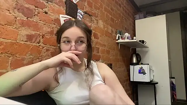 DaliLove online show from May 31, 2026, 5:40 pm