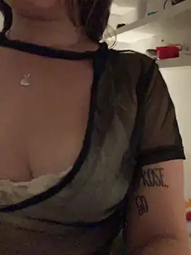 Snapshot of rebel-blondie chatting on July 1, 2026, 7:58 pm rebel-blondie online show from July 1, 2026, 7:58 pm