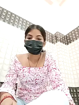 Snapshot of Love_siya chatting on May 31, 2026, 5:13 am Love siya online show from May 31, 2026, 5:13 am