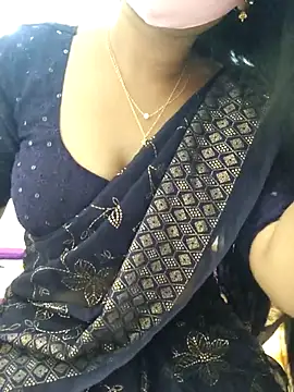 Snapshot of Tamildreamgurl chatting on July 10, 2026, 7:08 am Tamildreamgurl online show from July 10, 2026, 7:08 am