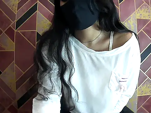 Snapshot of Hot-Roshni chatting on June 24, 2026, 7:01 pm Hot-Roshni online show from June 24, 2026, 7:01 pm