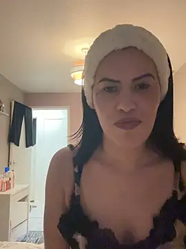 Snapshot of ArabianTemptress chatting on July 30, 2026, 9:58 pm ArabianTemptress online show from July 30, 2026, 9:58 pm