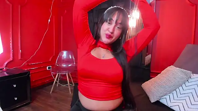 amberhanks online show from July 6, 2026, 12:01 pm