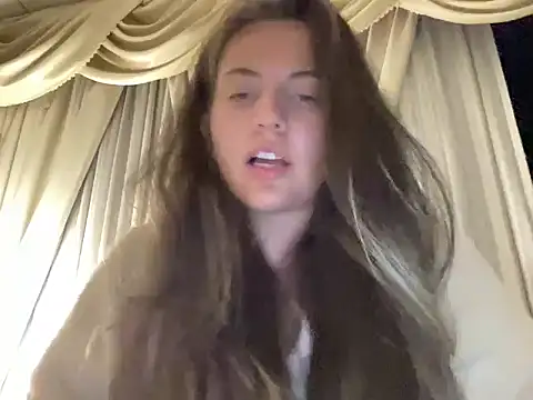 Peaches0777 online show from June 22, 2026, 12:38 am