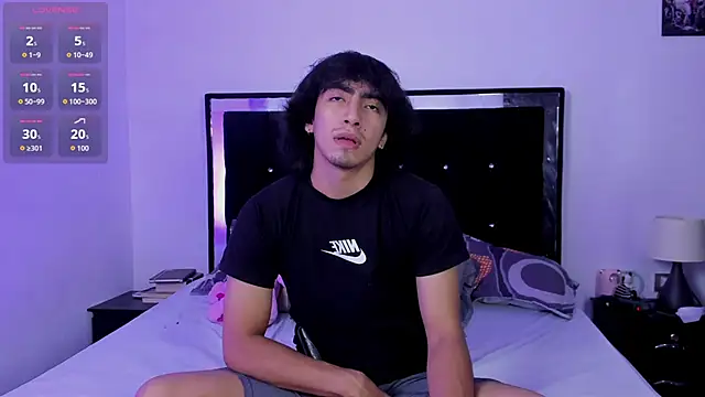 Snapshot of Shy_Mateo chatting on June 12, 2026, 2:53 am Shy Mateo online show from June 12, 2026, 2:53 am