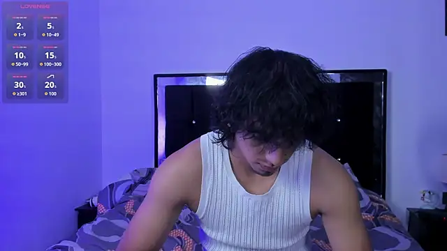 Snapshot of Shy_Mateo chatting on June 30, 2026, 10:32 pm Shy Mateo online show from June 30, 2026, 10:32 pm